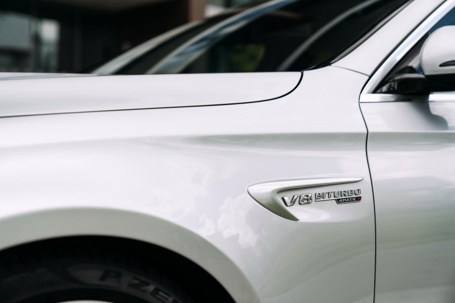 Детали экстерьера Mercedes-AMG E63 4Matic+ (W213) 2017 года  (AU) (фото 39 из 40)